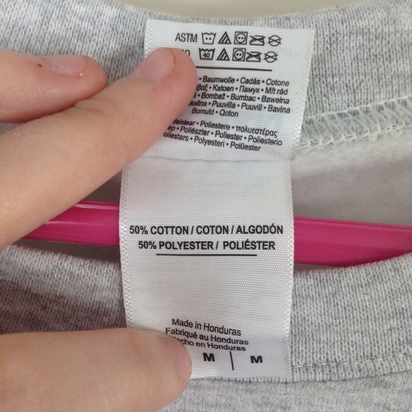 Delta Zeta Crest Crewneck - Picture 5 of 5